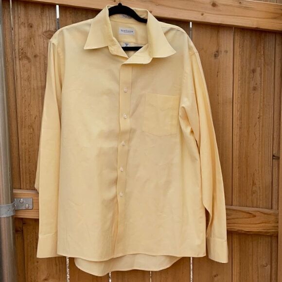 Take 50% OFF- Van Heusen Men’s Wrinkle Free Dress Shirt, Size-17 - Picture 1 of 8